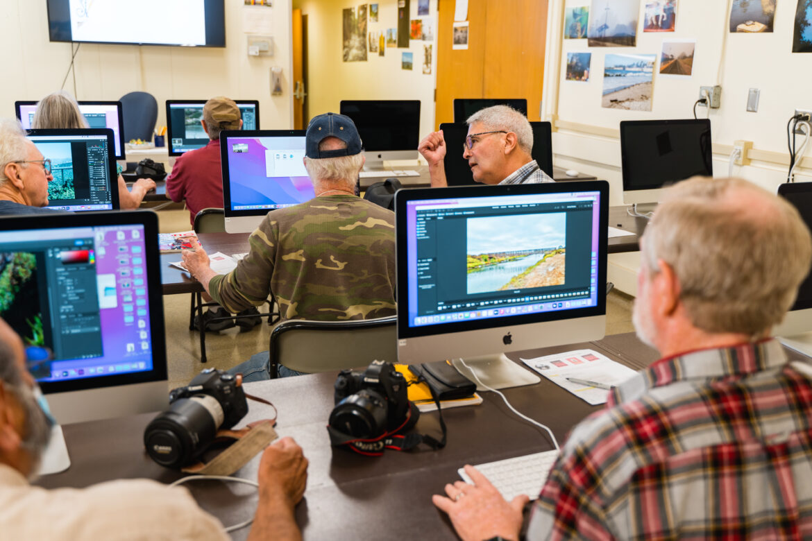 Veterans Utilize Their Expertise – and Canon Cameras & Printers – as Part of Photography Course for Fellow Former Service Members