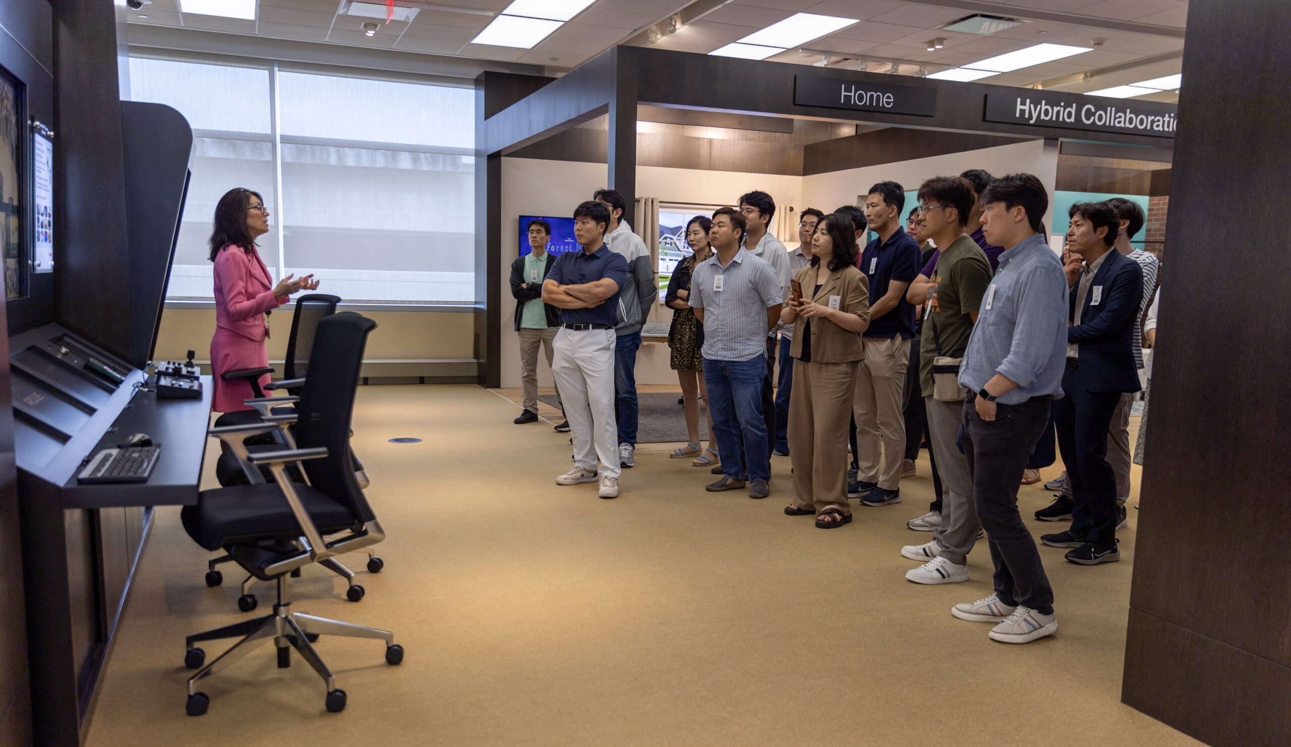 Canon U.S.A., Inc. Offers Showroom Tour and Demonstrations for Stony Brook University Students