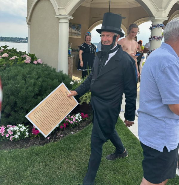 Lincoln Larry Weiss