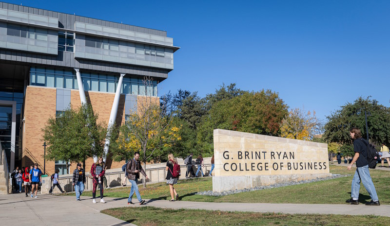GreatAmerica Financial Services Sponsors New Leasing Professional Course at University of North Texas