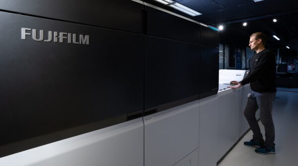 Fujifilm Revoria diag cropped 2000px